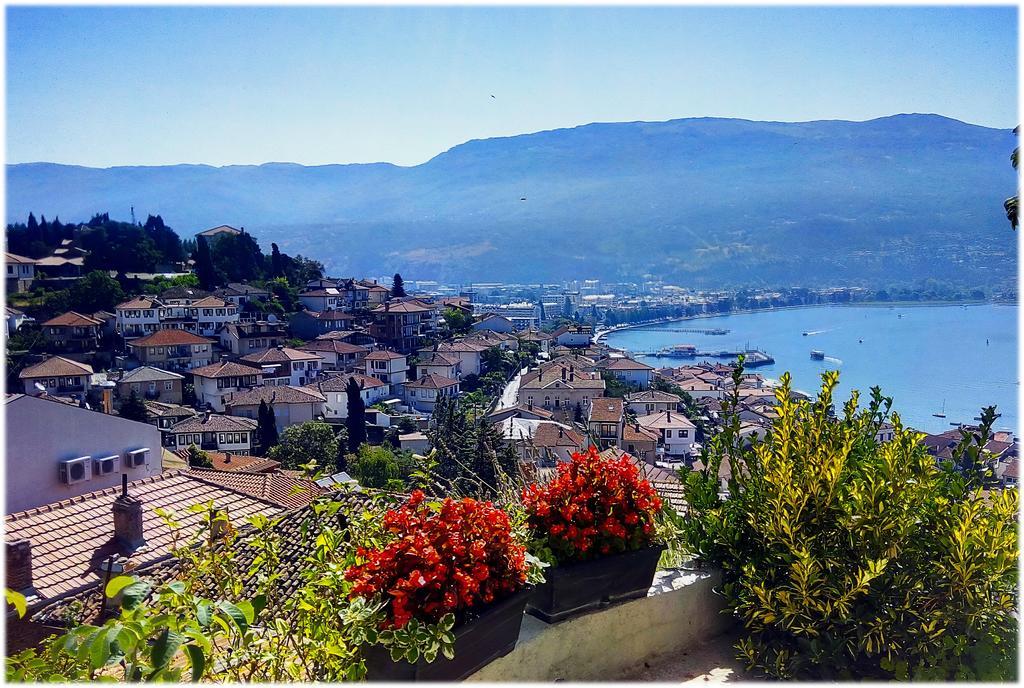 Zura Apartments Ohrid Buitenkant foto